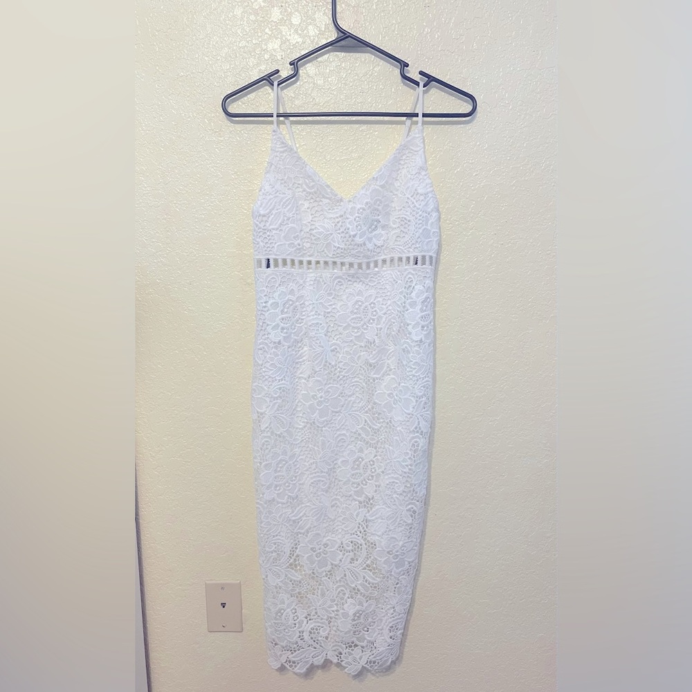 White flower design dress
